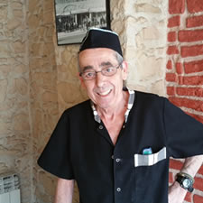 Chef cocina Hostal Cornella